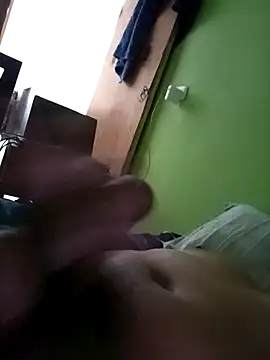 art-e9-2 online show from 12/04/25, 06:27