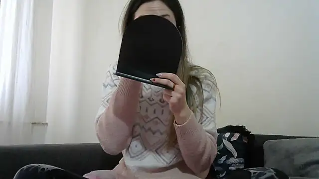 Erii18 online show from 02/03/26, 12:32