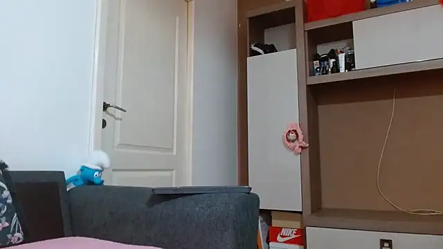 Erii18 online show from 04/14/26, 11:49