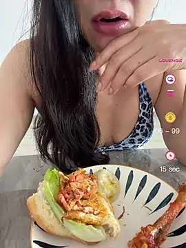 Snapshot of mitao_xx chatting on 07/23/26, 01:58 mitao xx online show from 07/23/26, 01:58