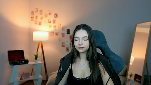 Vexorine online show from 04/16/26, 09:39