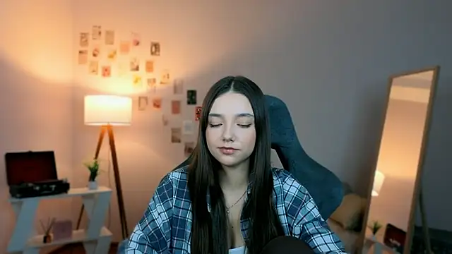 Vexorine online show from 04/17/26, 07:17