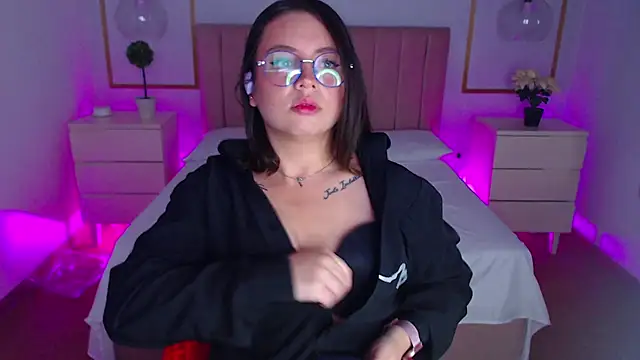 Alice Sinclair  online show from 11/20/25, 03:01