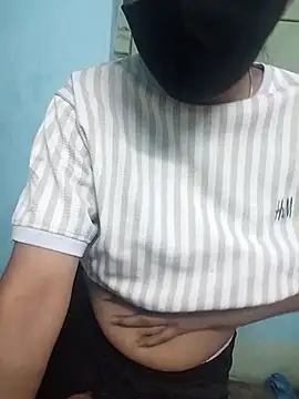 Miss tinaaa online show from 11/25/25, 10:59