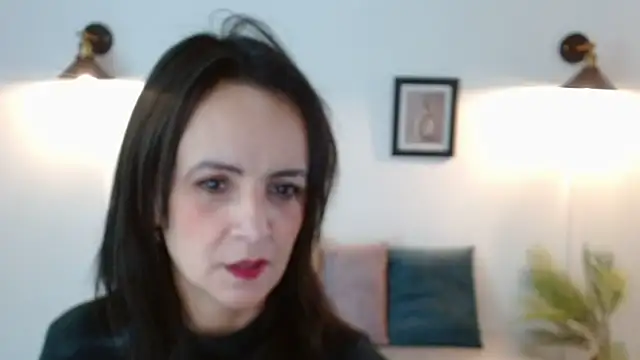 Juliana  lx online show from 04/07/26, 01:44