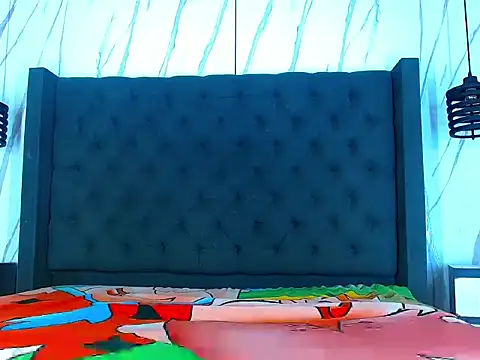 Hot Latino x online show from 01/17/26, 12:43