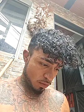 Hot Latino x online show from 05/19/26, 03:18