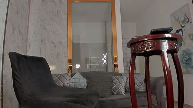 MafeArias23 online show from 02/11/26, 12:43