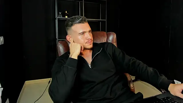Snapshot of ElijahThorne chatting on 04/01/26, 08:48 ElijahThorne online show from 04/01/26, 08:48