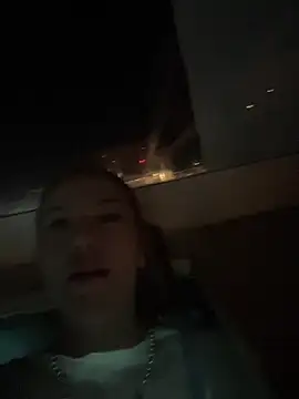 valeryfox   online show from 01/10/26, 11:53