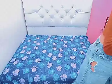 xwetdreamsx online show from 04/07/26, 08:20