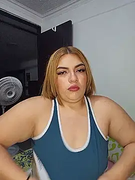 mila curvy online show from 01/14/26, 06:30