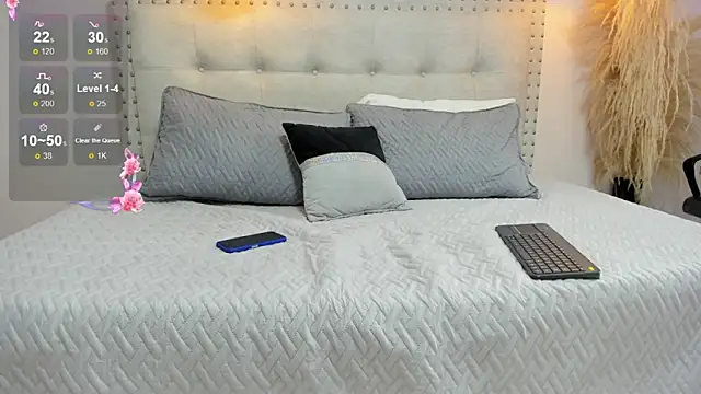 Esmeralda cutes online show from 12/05/25, 07:32