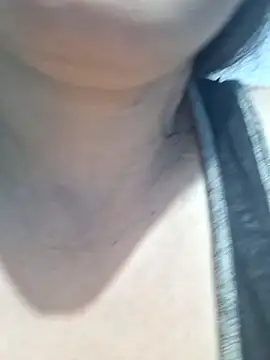 vanezassssss online show from 02/18/26, 03:02