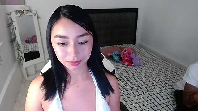 Snapshot of Ariel_Laurentt chatting on 06/15/26, 03:42 Ariel Laurentt online show from 06/15/26, 03:42