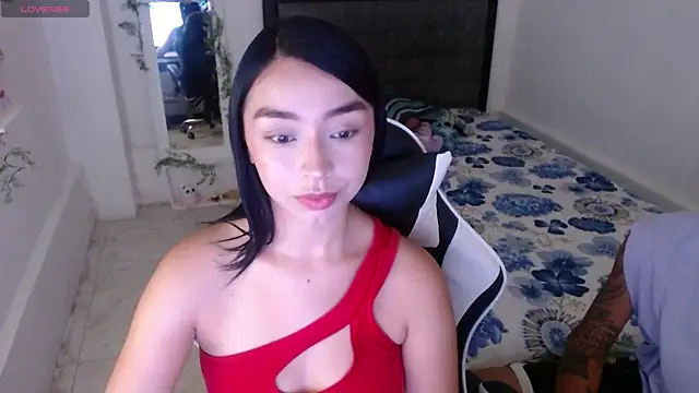Snapshot of Ariel_Laurentt chatting on 07/26/26, 03:36 Ariel Laurentt online show from 07/26/26, 03:36