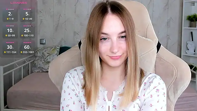 Shy Polly online show from 03/12/26, 12:06