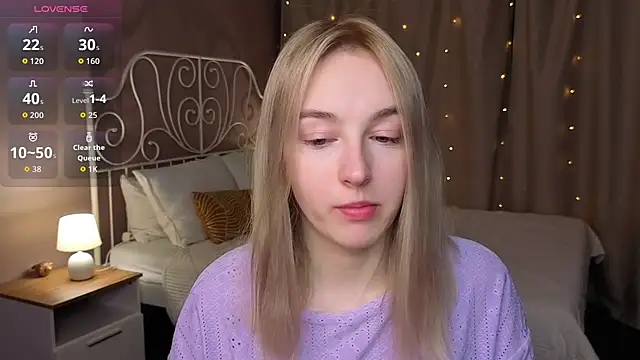 Shy Polly online show from 04/22/26, 12:02