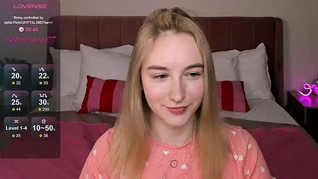 Shy Polly online show from 05/15/26, 11:34