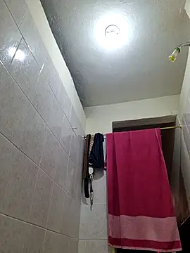 Monitaxhot online show from 11/22/25, 08:41