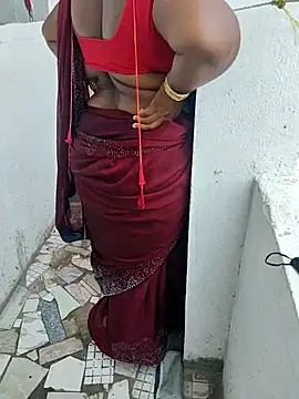 Desicouple1706 online show from 04/18/26, 06:17