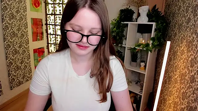 Lana Moon   online show from 11/22/25, 08:24