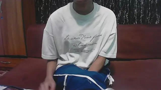 hello baby01 online show from 04/18/26, 05:50