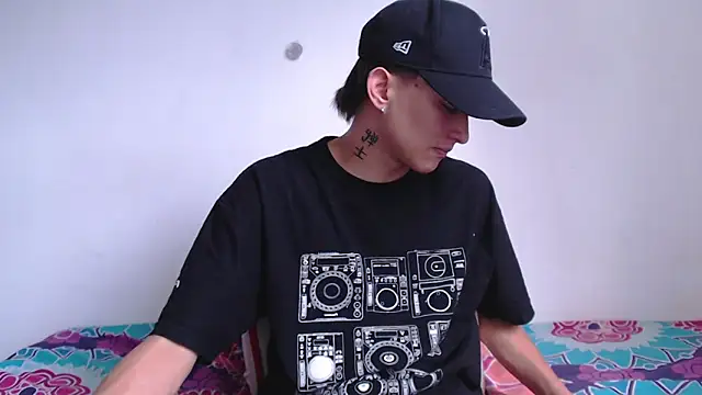 Darsel night online show from 12/03/25, 07:45