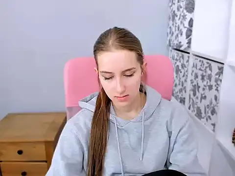 VanessaAmore online show from 02/28/26, 09:54