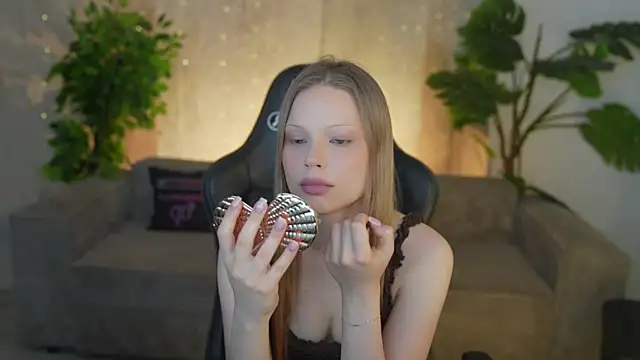 Charlotte Dreams online show from 06/27/26, 10:31