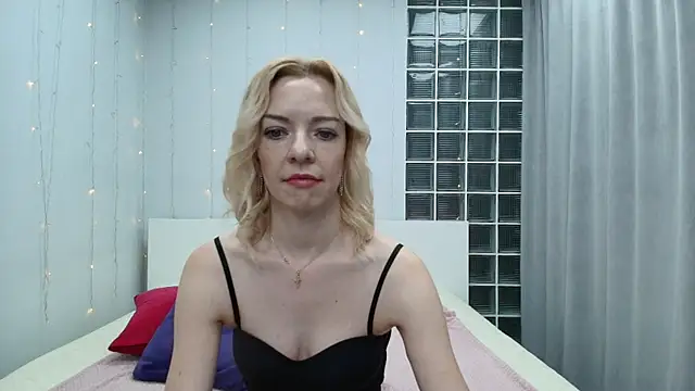 Brightly Heizer online show from 04/14/26, 12:38