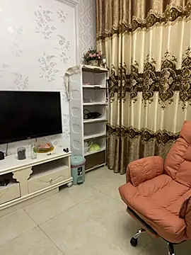 Snapshot of tianwei2567 chatting on 01/18/26, 03:27 tianwei2567 online show from 01/18/26, 03:27