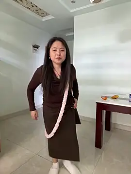 tianwei2567 online show from 04/23/26, 02:57