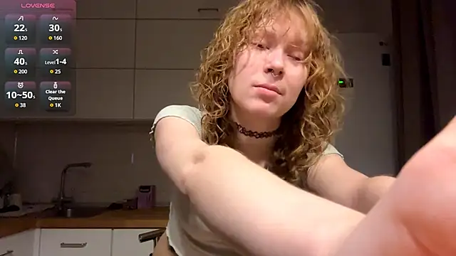 ElfriedaZwack online show from 03/19/26, 04:22