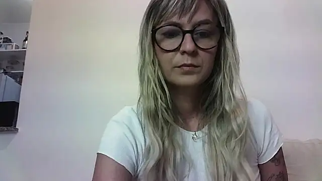 KnotBabe online show from 12/22/25, 01:46