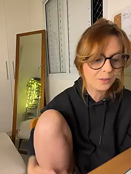 Snapshot of KnotBabe chatting on 07/07/26, 01:30 KnotBabe online show from 07/07/26, 01:30
