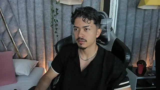 NicolaiKarav online show from 04/21/26, 12:22