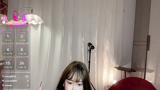 Snapshot of potato-188 chatting on 12/13/25, 07:53 potato-188 online show from 12/13/25, 07:53