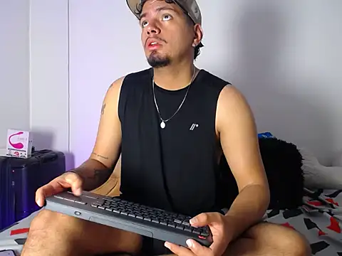 Henry villa23 online show from 11/24/25, 04:45