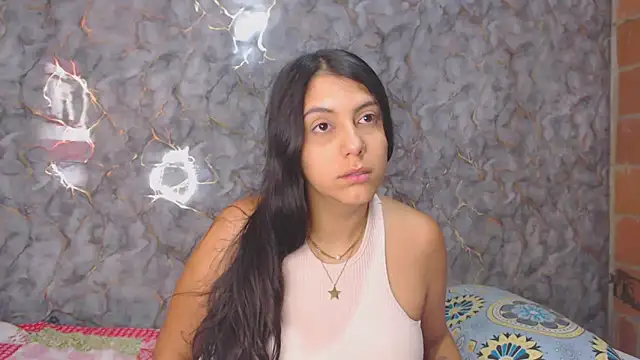 miarouse1531 online show from 12/18/25, 02:56