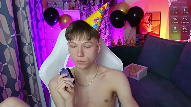 cuMte boy online show from 03/26/26, 01:11