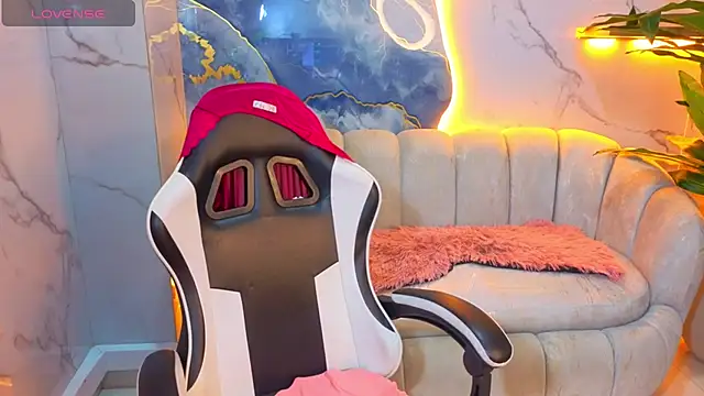 Anny Star Tx online show from 04/18/26, 08:20