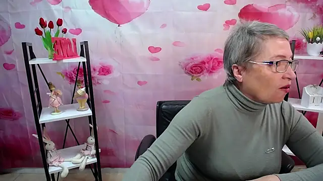 OlgaLuck online show from 05/12/26, 05:04