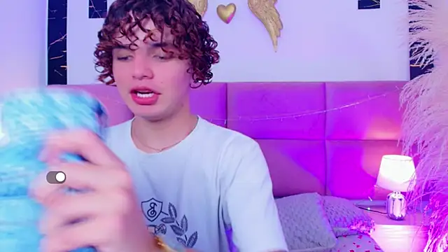 Skyee angel online show from 01/14/26, 07:52