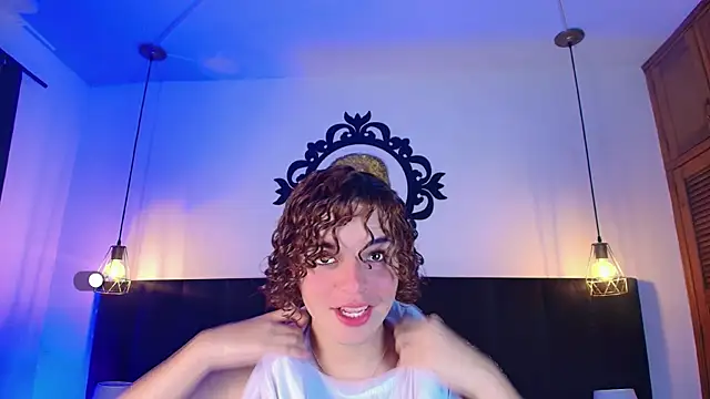 Skyee angel online show from 03/23/26, 01:37