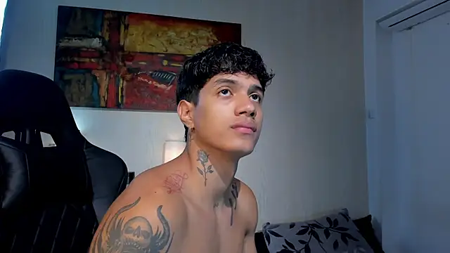 Snapshot of aress_damon chatting on 12/17/25, 08:59 aress damon online show from 12/17/25, 08:59