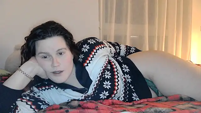 Snapshot of ada_in_europe chatting on 12/21/25, 03:30 ada in europe online show from 12/21/25, 03:30