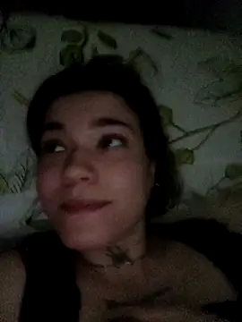 frutillitaaok  online show from 11/22/25, 12:20