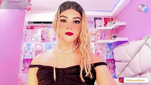 DaleskaSanchez online show from 03/15/26, 08:04