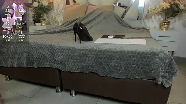 Mysterius Woman online show from 01/13/26, 01:16